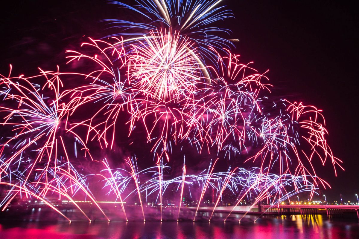 Abu Dhabi Eid fireworks