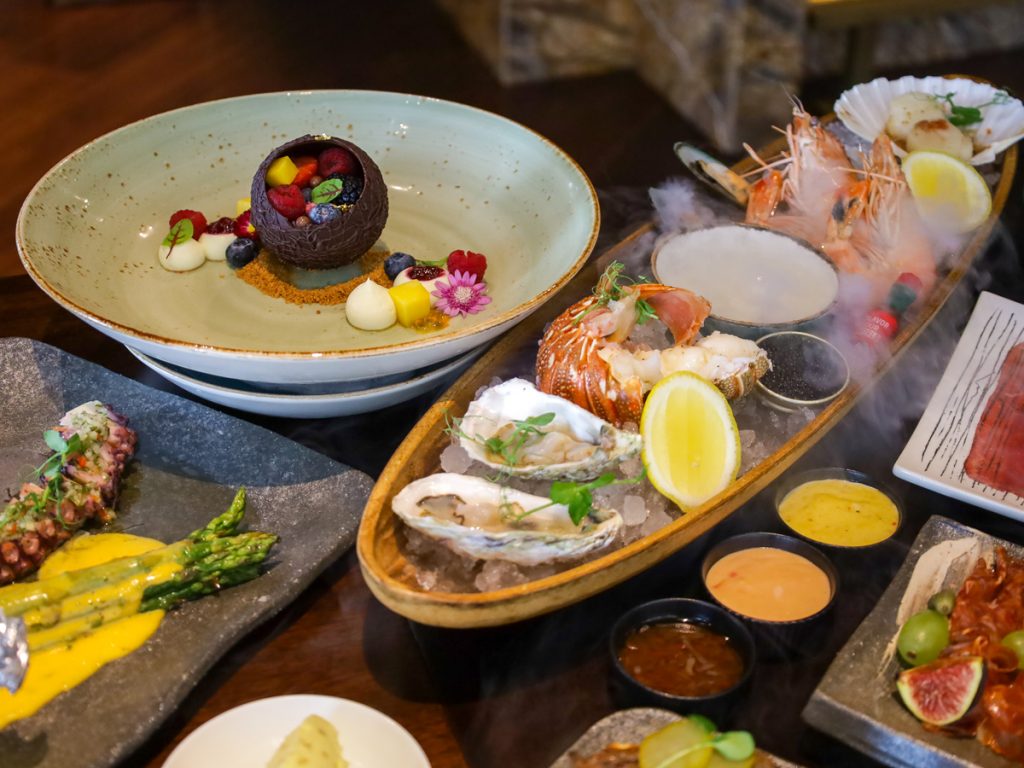 Tuck into the Lexx B Saturday brunch at Grand Hyatt Abu Dhabi Hotel ...