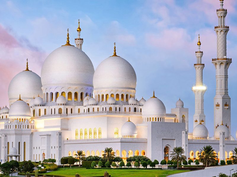 Sheikh Zayed Grand Mosque named among top free attractions in Asia ...