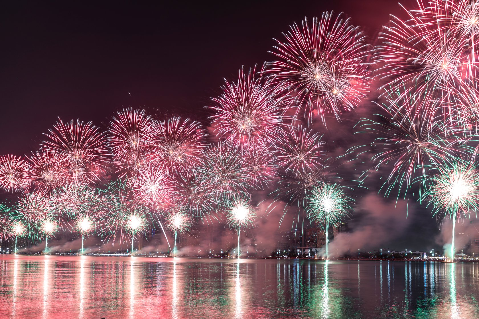 Enjoy a special New Year&#039;s Eve celebration at Beach Rotana | Christmas 2019 | Time Out Abu Dhabi